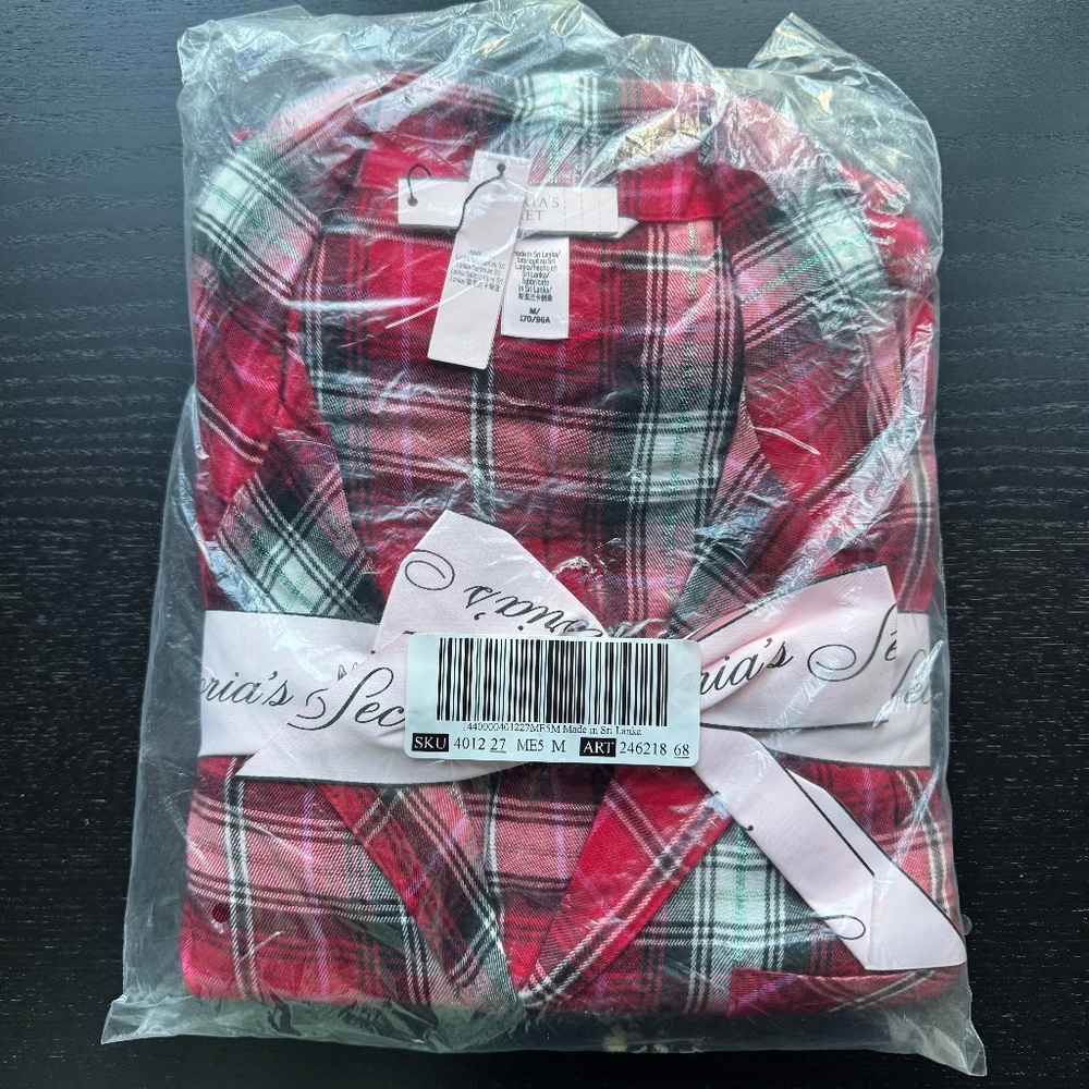 Brand new Victoria Secret sleepwear/pajama set